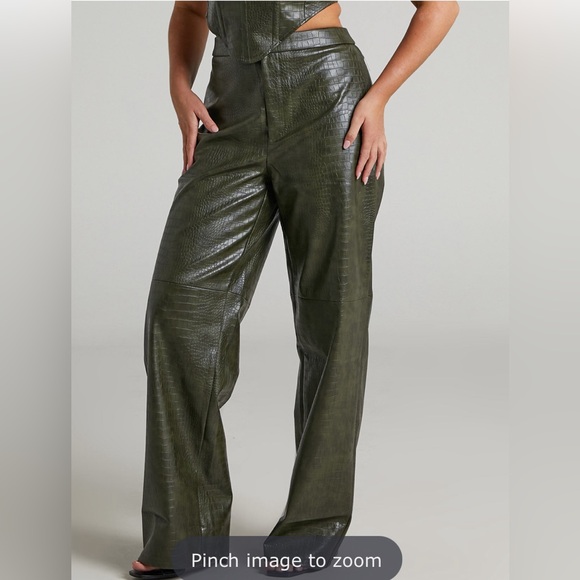 BY DYLN - HIGH WAISTED APOLLO PANTS IN DARK GREEN - Picture 6 of 9